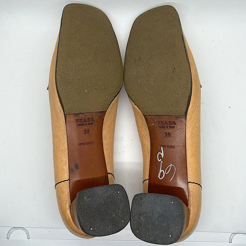Prada Authenticated Vintage Tan Block Heel Loafer Shoes **Sz 39/US Size 9**🌸🌸 - Picture 7 of 13